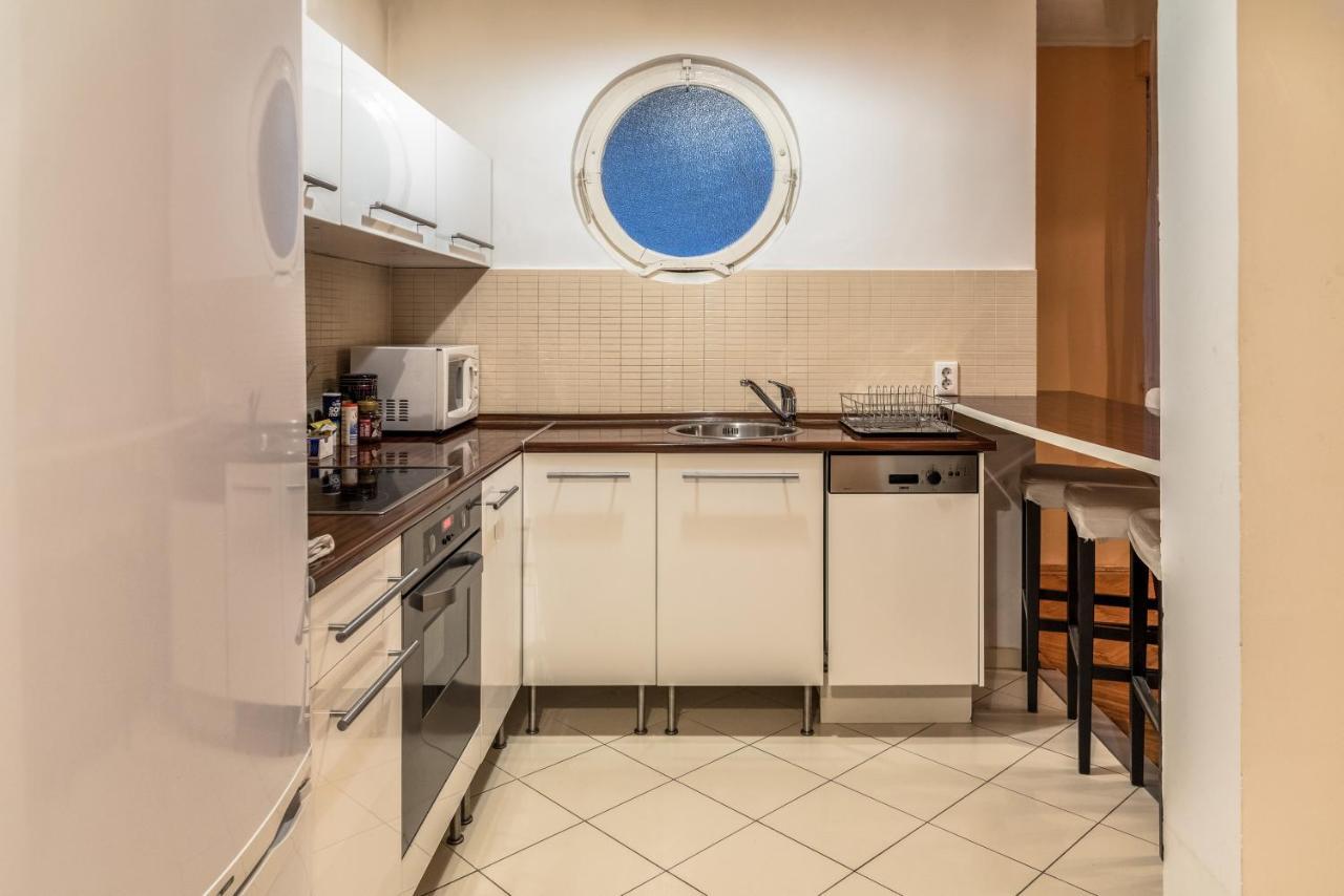 Elizabeth Bridge With Gellert-Hill View Apartment Budapest Bagian luar foto